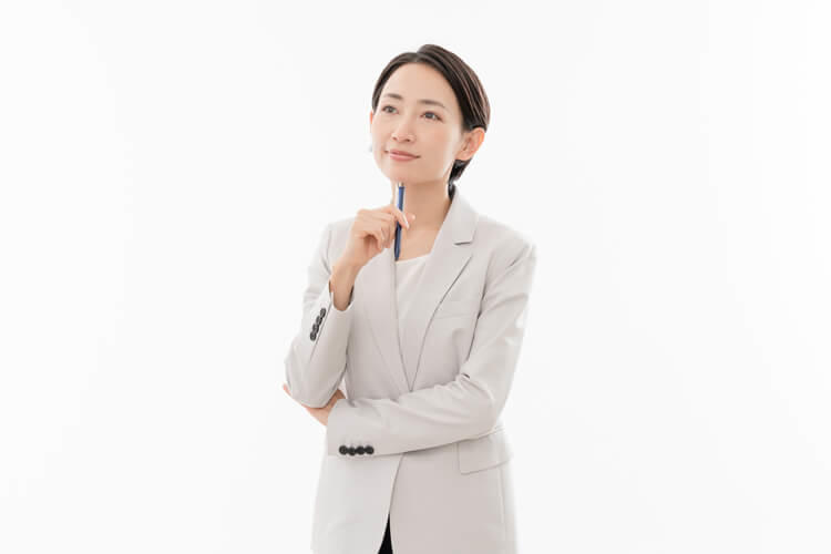 40代女性の転職理由と業種・職種へのこだわり具合は？転職先の業種や職種に、企業規模から年収変化までをご紹介